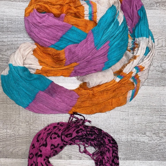 Scarf Bundle - Picture 2 of 6